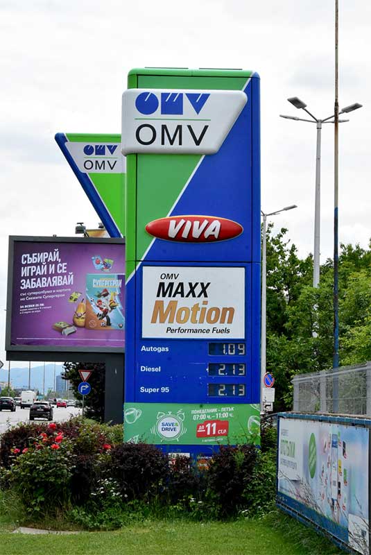 04-1-термоформоване на елементи за бензиностанции omv